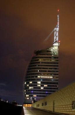 Burj al Arab in klein - das "Atlantic Hotel Sail City"