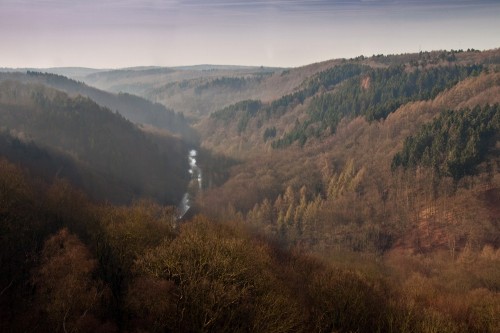 Blick von der Müngstener Brücke ins Tal der Wupper