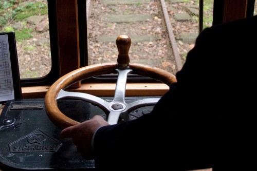 Triebwagen 107 der bergischen Museumsbahn, Fahrschalter