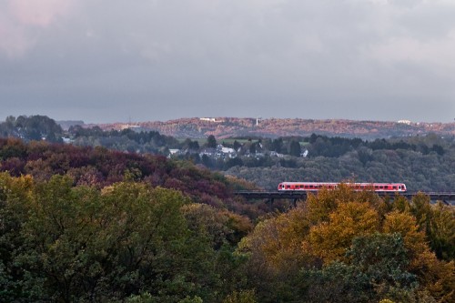 Regionalbahn 47 auf der Müngstener Brücke