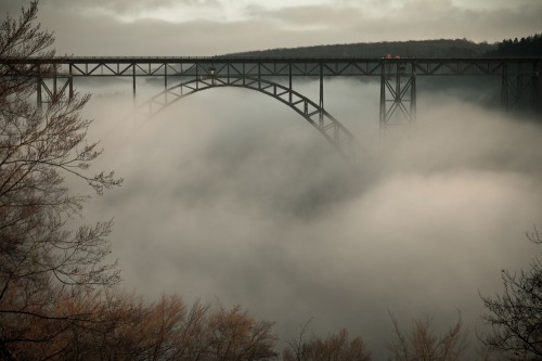 Müngstener Brücke im Nebel